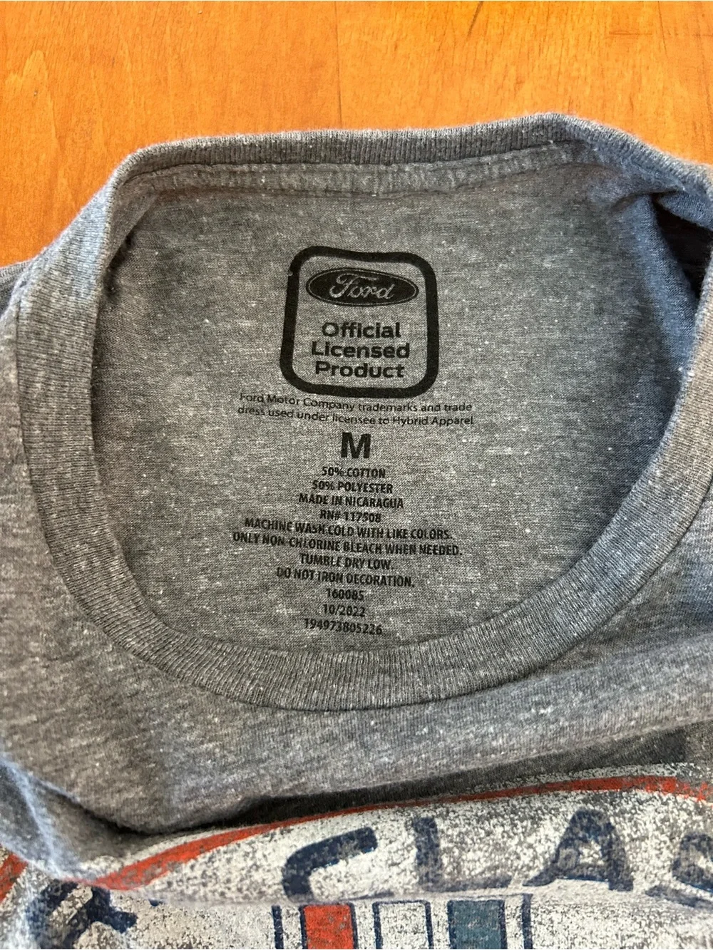 Ford Classic Mustang Graphic Tee Gray Adult Medium Distressed Retro T-Shirt - Picture 7 of 8